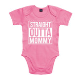 YouDesign Babybody 0-3 / Rosa Babybody "Straight Outta" 4 Farben
